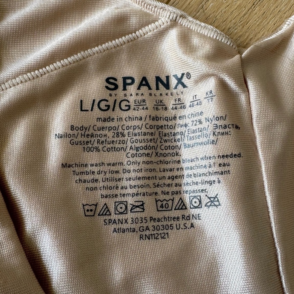 SPANX Nude Open Bust Mid-thigh Bodysuit Shape wear Large - Picture 3 of 7